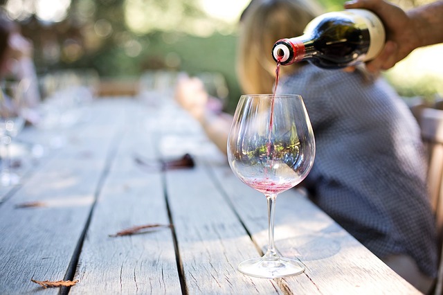 5 SAFETY TIPS TO REMEMBER DURING A WINE TOUR
